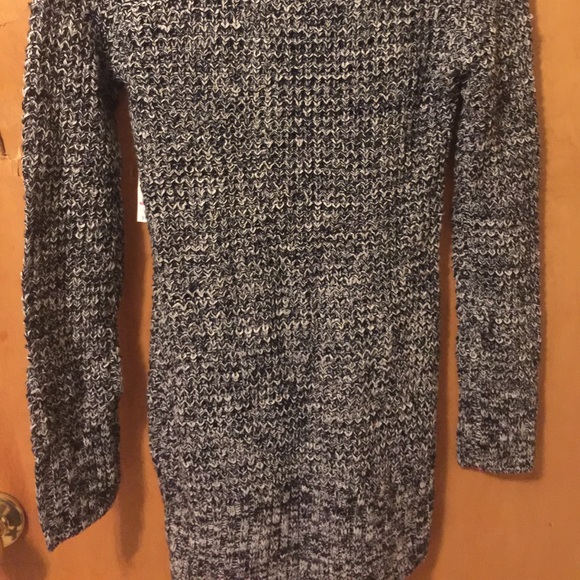 Sweater top - Picture 4 of 4